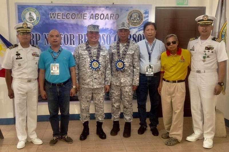 Officials of the Philippine Navy, Bureau of Customs poses for posterity during the turn over of Command of BRP Nestor Reinoso at the the Naval Detachment in Sual Pangasinan