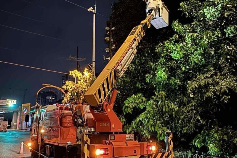 MERALCO, HINDI TUMITIGIL HANGGANG MAIBALIK ANG SERBISYO NG KURYENTE SA LAHAT NG MGA NAAPEKTUHAN NG BAGYONG KRISTINE