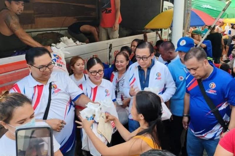 Dating Gov. ER Ejercito, ABP Partylist namahagi ng tulong sa mga nasunugan sa Isla Puting Bato