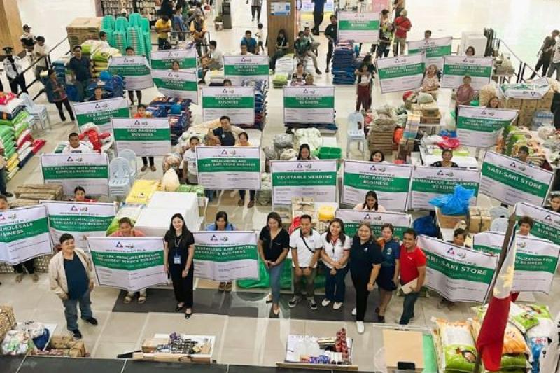 Davao Region workers get livelihood aid, emergency work